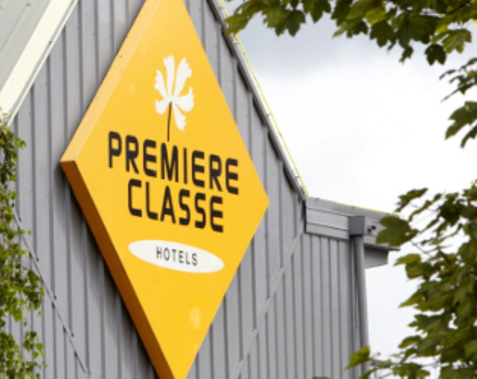 Premiere Classe Valenciennes Ouest Petite Foret Luaran gambar